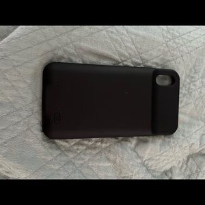 iPhone XS Max charging phone case